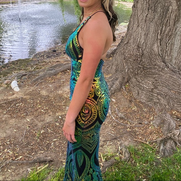 Prom Dress - Picture 3 of 4